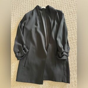 Aritizia Elegant Black Blazer